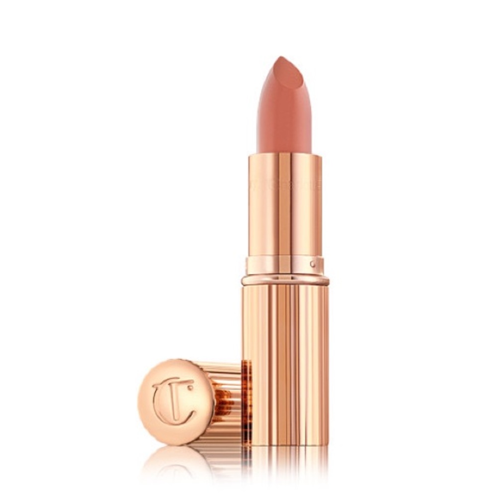 Charlotte Tilbury kissing lipstick in bitch perfect